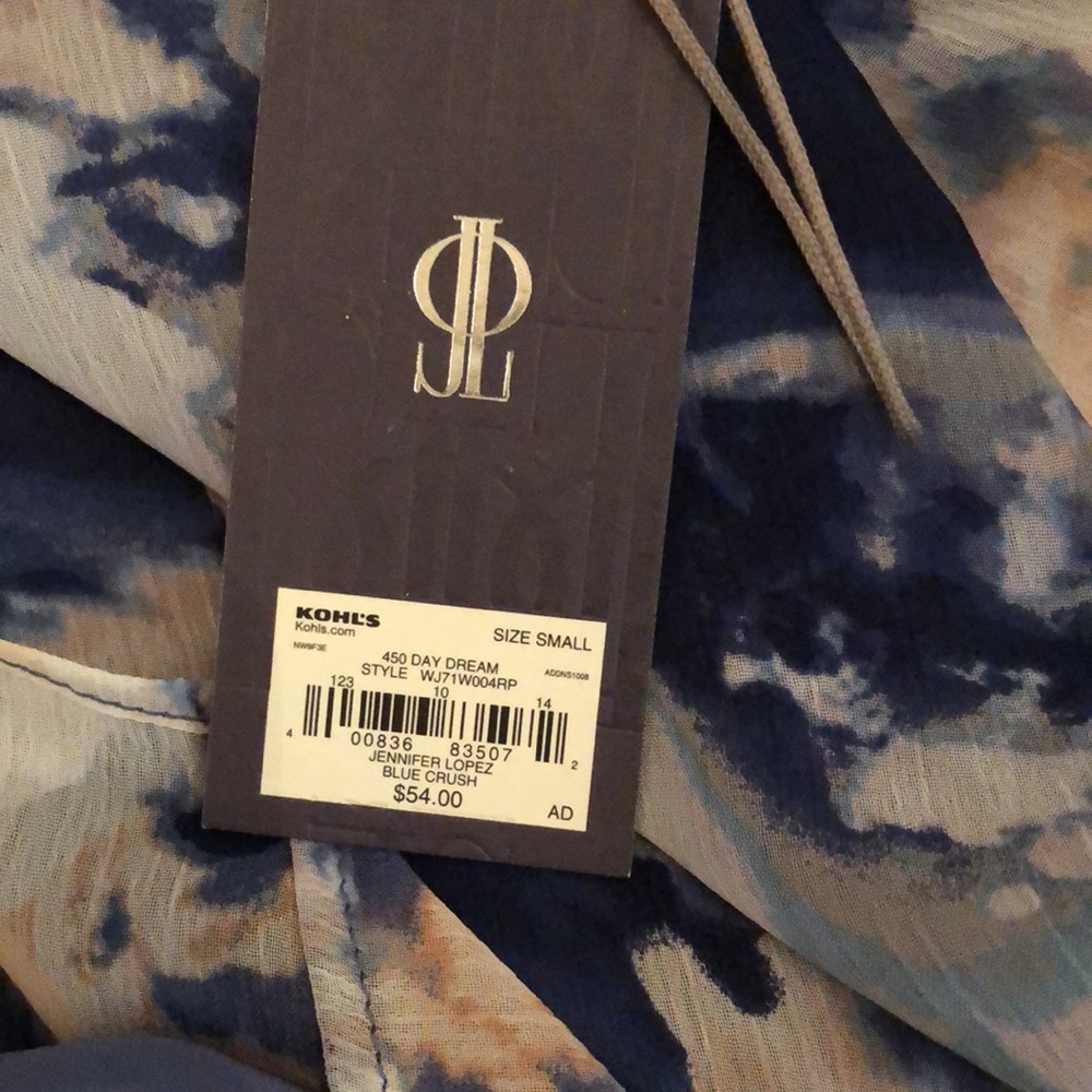 Blouse by Jennifer Lopez - Picture 5 of 8